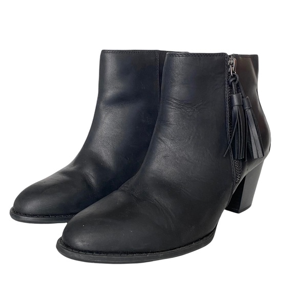 Vionic Shoes - Vionic Madeline Black Leather Booties 7